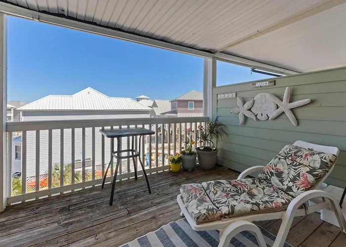 Waterfront With Access And Boat Launch Holiday home