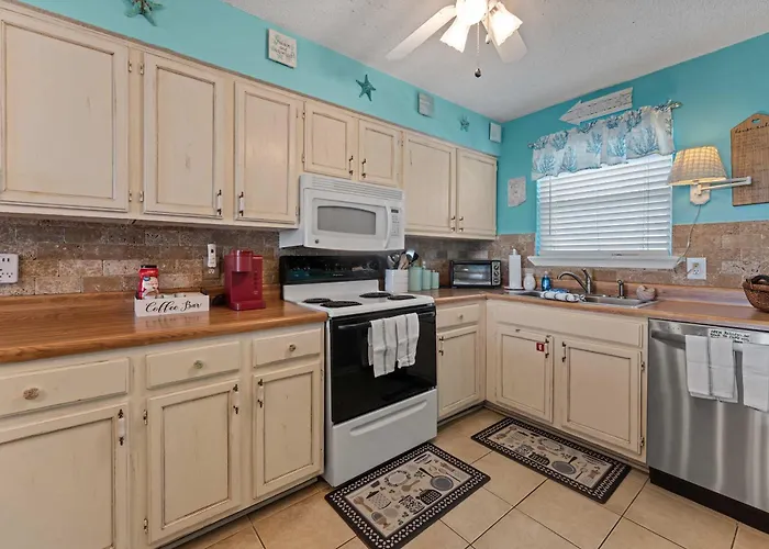 Waterfront With Access And Boat Launch * Gulf Shores